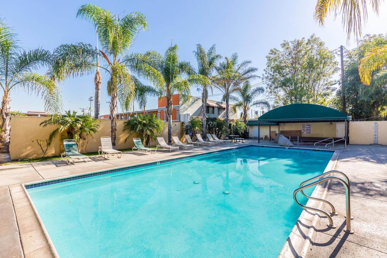 Colonial Pool & Spa Motel Long Beach Ngoại thất bức ảnh